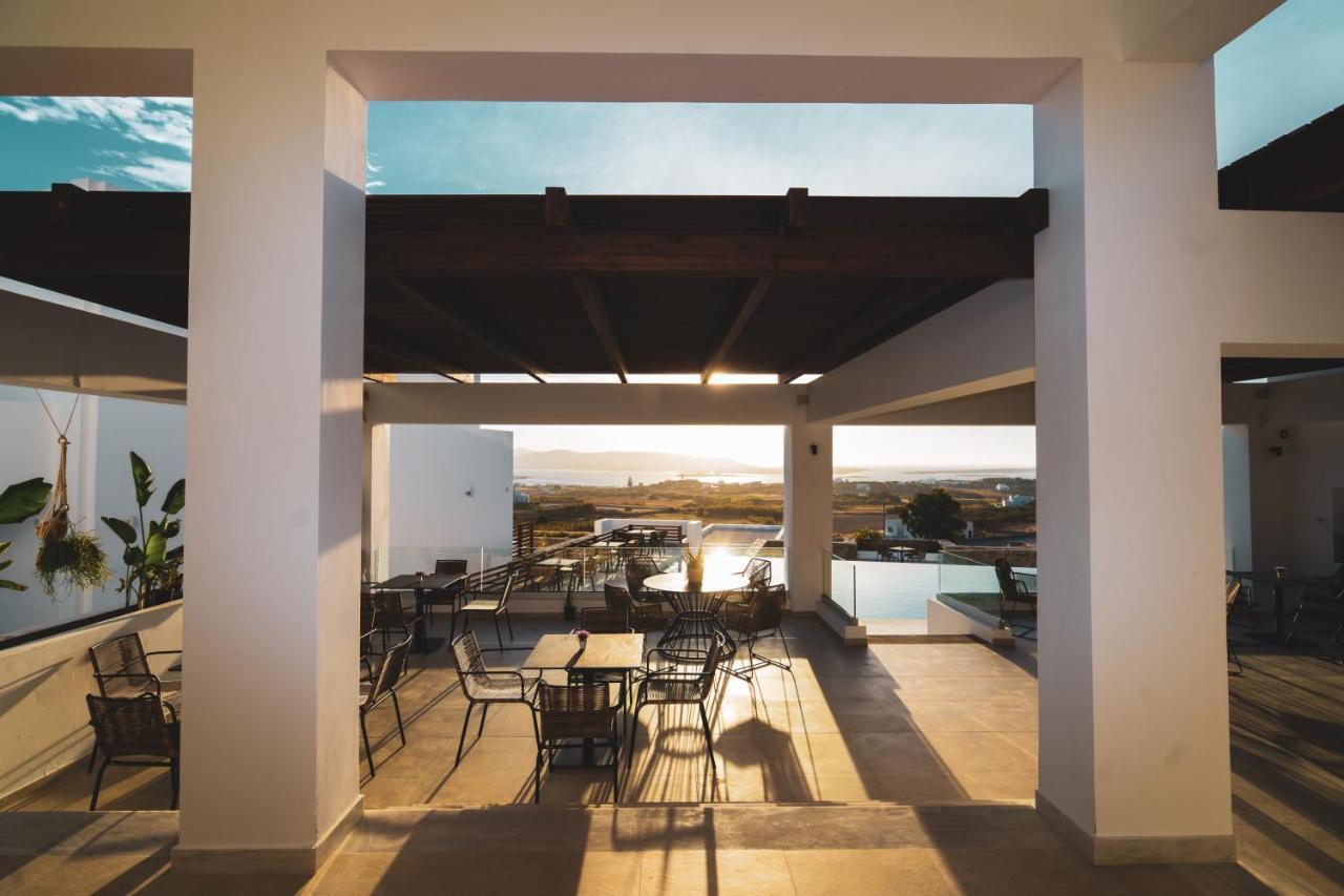 Kouros Blanc Resort & Suites Pounda Exterior foto