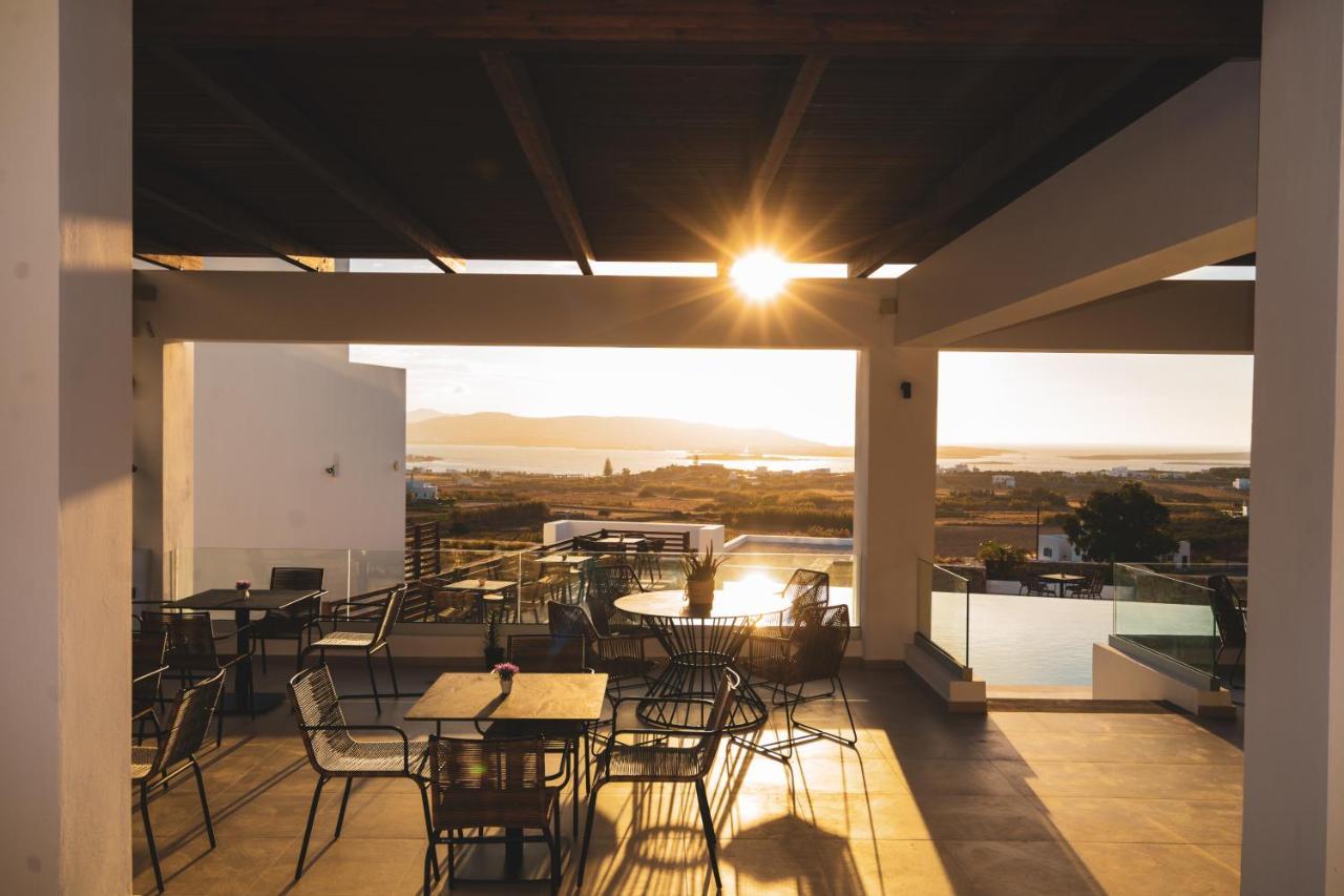Kouros Blanc Resort & Suites Pounda Exterior foto