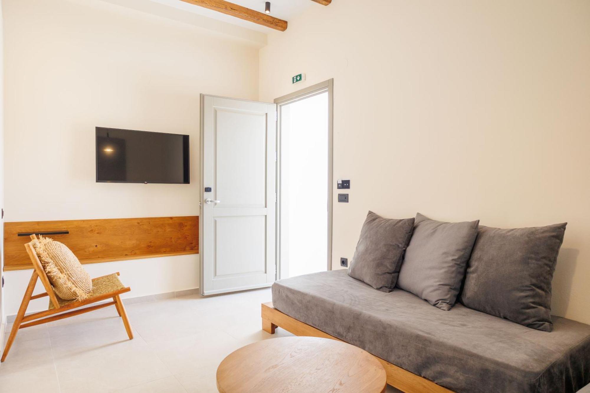 Kouros Blanc Resort & Suites Pounda Cameră foto